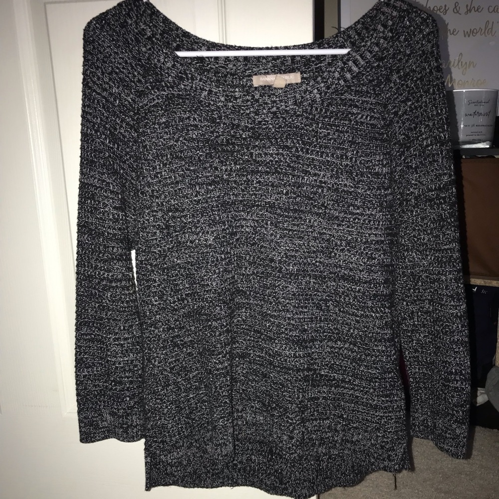Banana Republic Blk&White Thread Sweater